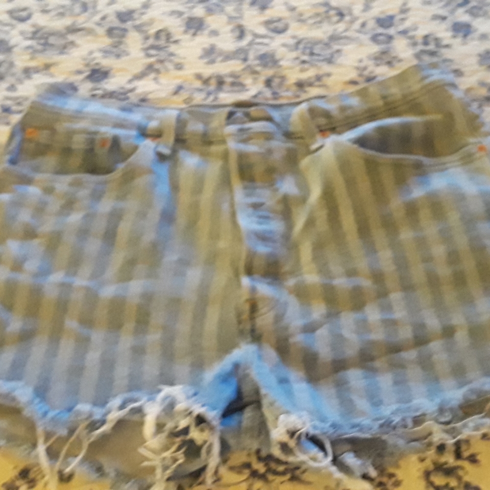 501 Levi's shorts